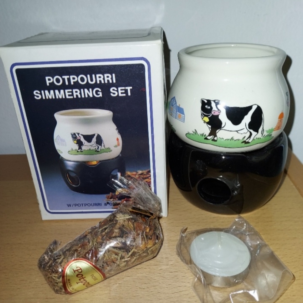 Cow Design Potpourri Simmering Set